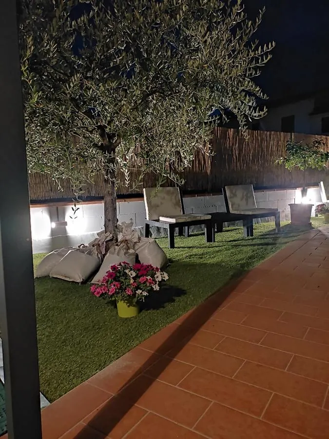 Country Chic Pistoia-Casa In Campagna Giardino, Parking Pistoia
