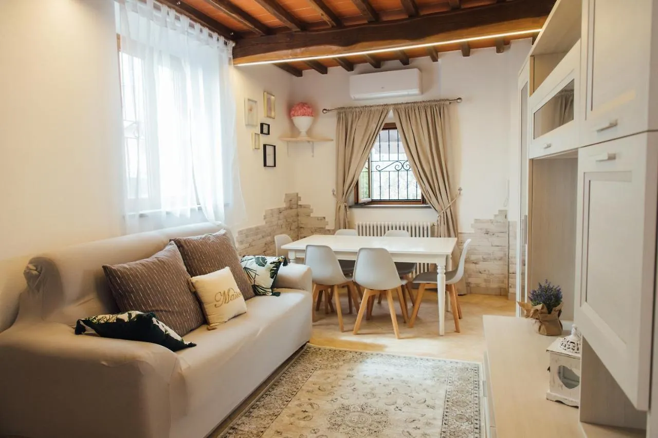 Country Chic Pistoia-Casa In Campagna Giardino, Parking